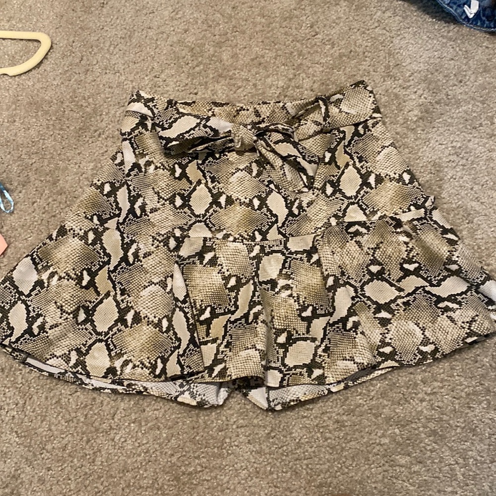 Snake print tie mini skirt